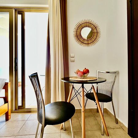 Giotas House Apartment เอียราเปตรา ภายนอก รูปภาพ