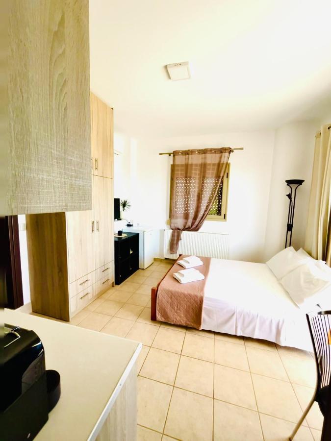 Giotas House Apartment เอียราเปตรา ภายนอก รูปภาพ